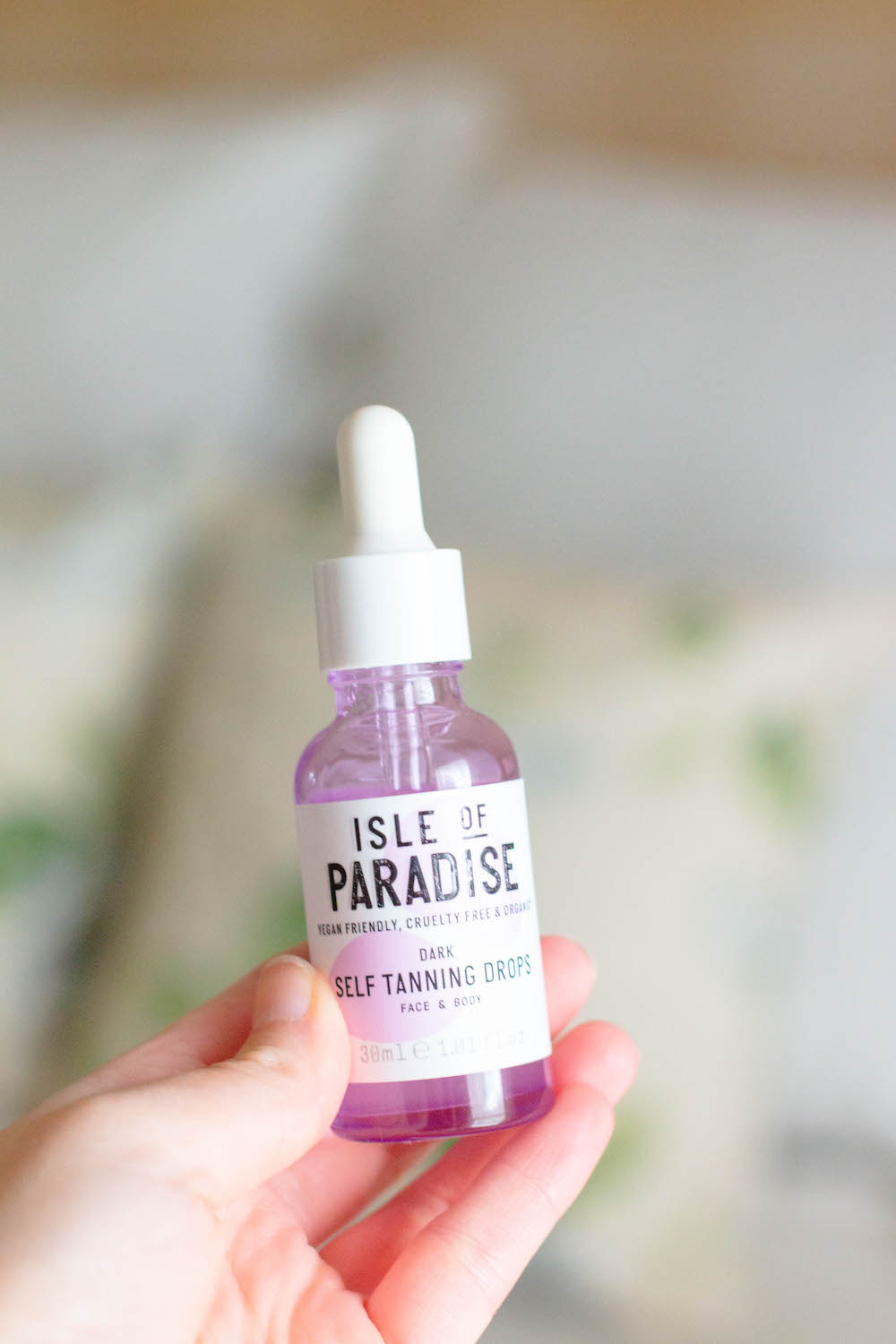 Honest Review: Isle of Paradise Self Tanning Drops — Louise Montgomery